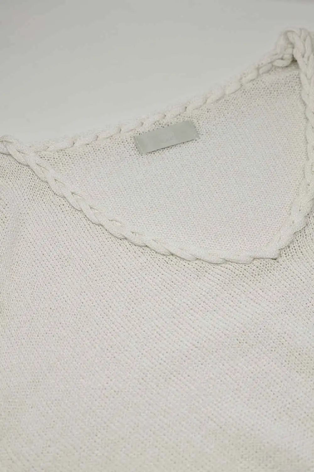 Wide V-neck cream Sweater With Braided Detail - One Size / Beige - Sweaters