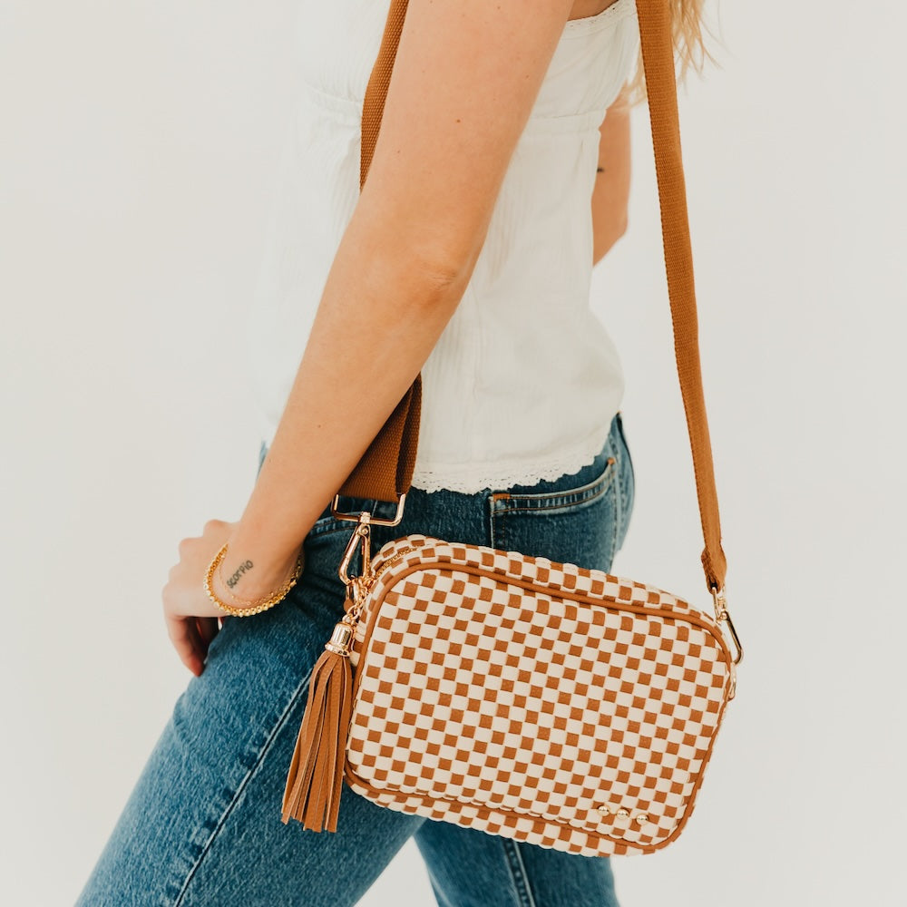 Woven Willow Camera Crossbody Bag - MELISSA JEAN