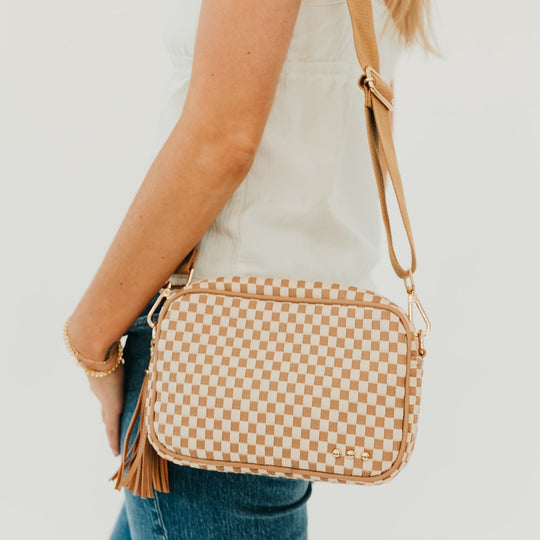 Woven Willow Camera Crossbody Bag - MELISSA JEAN