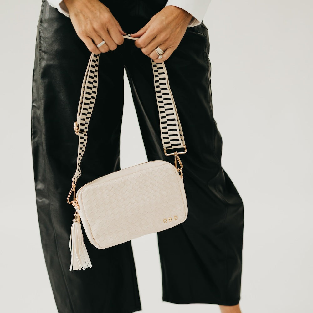 Woven Willow Camera Crossbody Bag - MELISSA JEAN