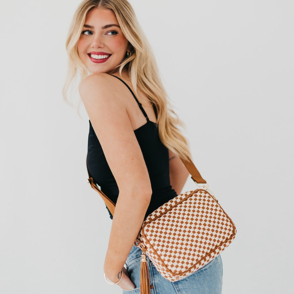 Woven Willow Camera Crossbody Bag - MELISSA JEAN