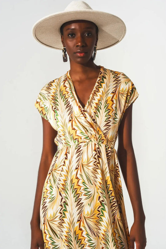 Wrap dress with short sleeves in retro abstract print - Dresses