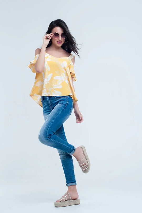 Yellow flower top and ruffles detail - Shirts