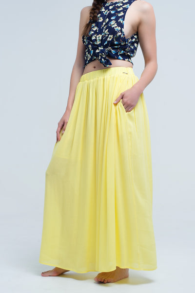 Yellow maxi skirt with pockets