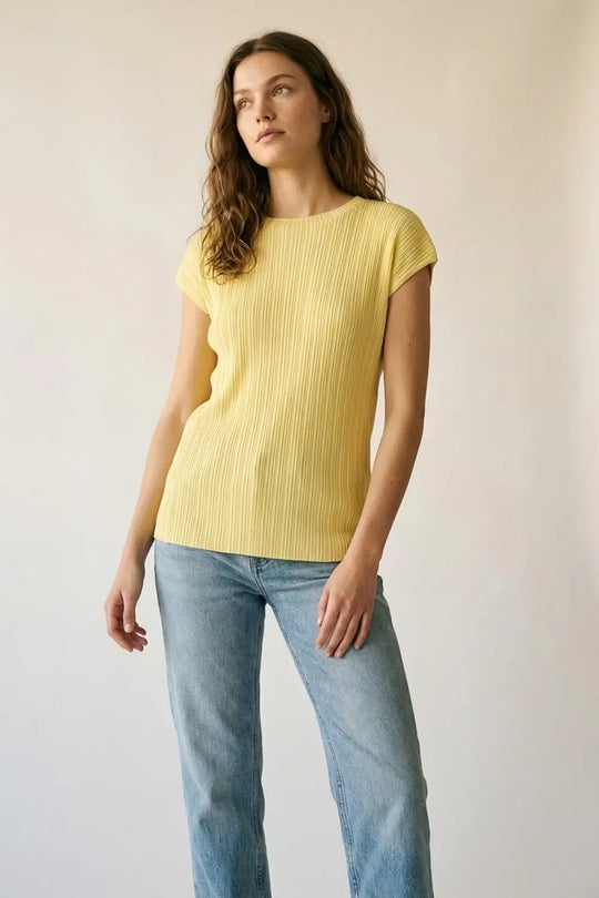Yellow Ribbed Knit Relaxed Fit Short Sleeve Top - One Size / Yellow