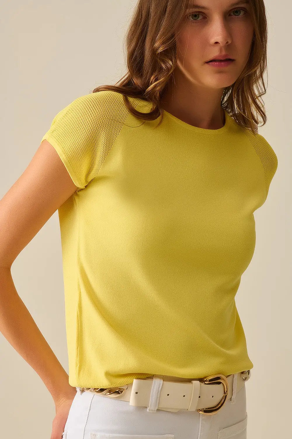Q2 Yellow Short Sleeve Sweater with knitted mesh on the shoulder