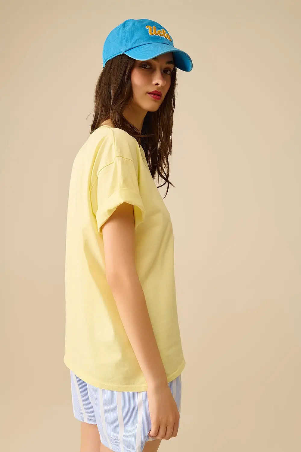 Yellow T-shirt made in Italy with a vintage girl graphic - One Size / Yellow - Tops