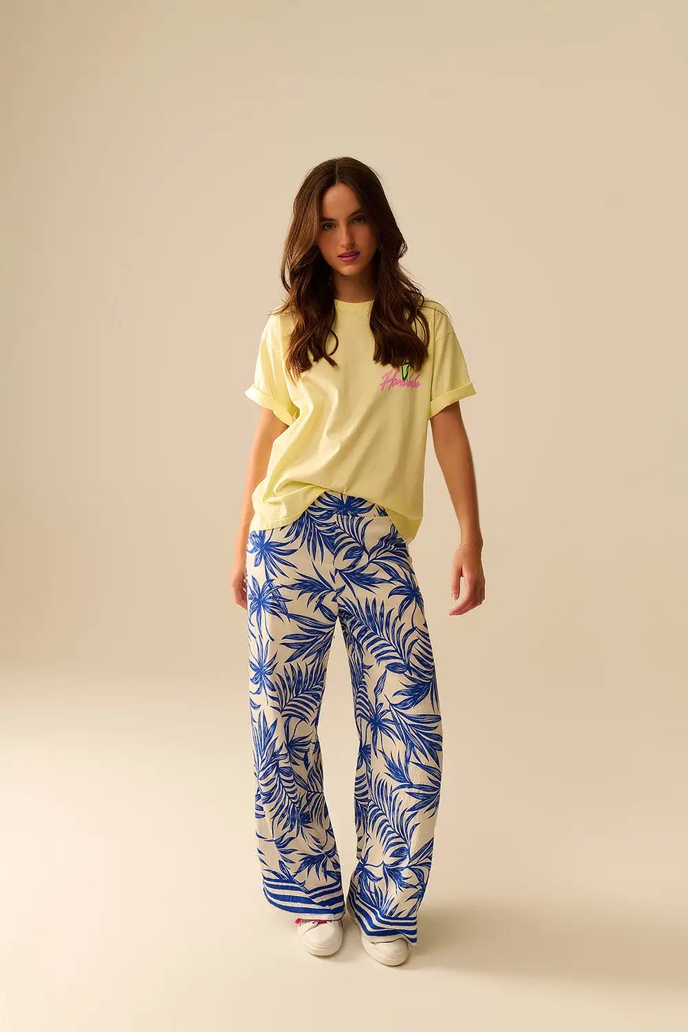 Yellow t-shirt made in Italy with Honolulu graphic - One Size / Yellow - Tops