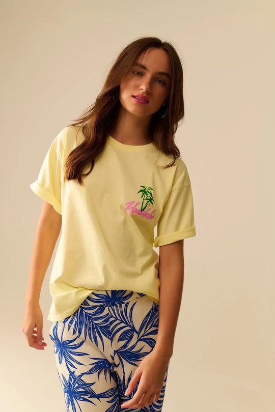 Yellow t-shirt made in Italy with Honolulu graphic - One Size / Yellow - Tops